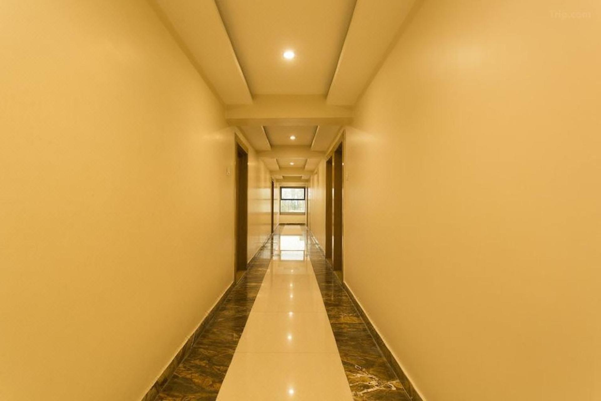 Phursungi Hotel Sagar Inn Hadapsar Rooms Banquet Restaurant & Bar מראה חיצוני תמונה